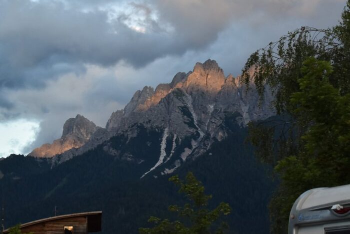 Východ slunce v Toblachu, Dolomity