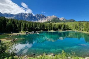 Lago di Carezza Dolomity