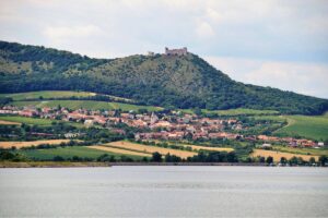 Pálava, zřícenina hradu Děvičky