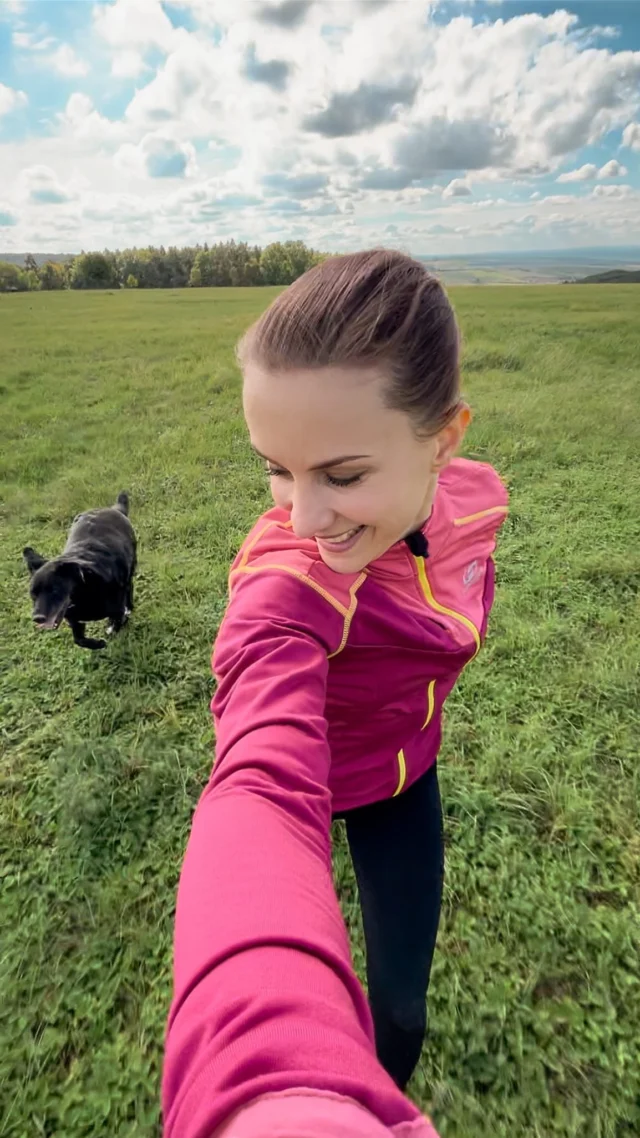 ❤️ Kulička, Oříšek, panička ❤️
#doglife #lifewithdogs #shelterdog #adopteddog #purelove #thesemoments #happymoments #wildhearts #activelife #hikingwithdogs #tripwithdogs #vyletsepsem #cestujemesepsem #cestovanisepsem #sepsemmebavisvet #vrtichvosti #venkusepsem #zivotsepsem #vrtichvosti